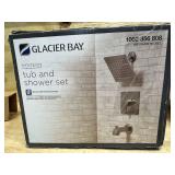 Glacier Bay Modern Single-Handle 1-Spray Tub and Shower Faucet 1.8 GPM in Chrome