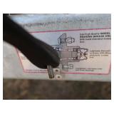 2000 FISHHAWK CRESTLINER / TRAILER / 80 HP YAMAHA 4 STROKE