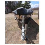2000 FISHHAWK CRESTLINER / TRAILER / 80 HP YAMAHA 4 STROKE