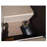 2000 FISHHAWK CRESTLINER / TRAILER / 80 HP YAMAHA 4 STROKE