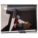 2000 FISHHAWK CRESTLINER / TRAILER / 80 HP YAMAHA 4 STROKE