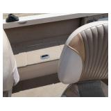 2000 FISHHAWK CRESTLINER / TRAILER / 80 HP YAMAHA 4 STROKE