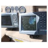 2000 FISHHAWK CRESTLINER / TRAILER / 80 HP YAMAHA 4 STROKE