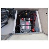 2000 FISHHAWK CRESTLINER / TRAILER / 80 HP YAMAHA 4 STROKE