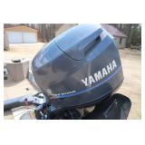 2000 FISHHAWK CRESTLINER / TRAILER / 80 HP YAMAHA 4 STROKE