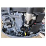 2000 FISHHAWK CRESTLINER / TRAILER / 80 HP YAMAHA 4 STROKE