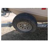 2000 FISHHAWK CRESTLINER / TRAILER / 80 HP YAMAHA 4 STROKE