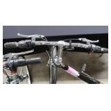 PAIR OF E ZIP ELECTRIC BICYCLES