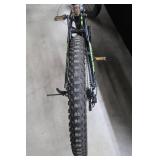 MONGOOSE MOUNTAIN BIKE