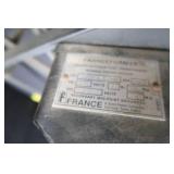 LOT OF 3 BROKEN VINTAGE NEON BEER SIGNS. FOR PARTS