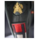 US ARMY DRESS UNIFORM COAT WITH ASSORTED VINTAGE BOTTLES