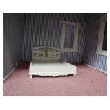 HOUSE FOR SALE... DOLL HOUSE