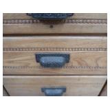 GORGEOUS MINNESOTA KITCHEN CUPBOARD