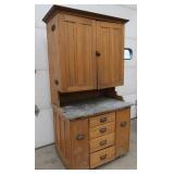 GORGEOUS MINNESOTA KITCHEN CUPBOARD