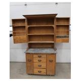 GORGEOUS MINNESOTA KITCHEN CUPBOARD