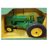 ERTL John Deere Model G Die Cast Replica