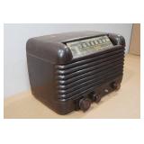 Vintage Wards Sentinel AM Radio