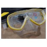 Cressi Adult Rondine Palau Fin Snorkel Set - Fin Size M/L