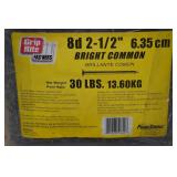 2-1/2" Diamond Point Nails