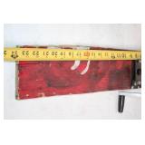 Heavy-Duty Manual Label Dispenser on Wooden Base