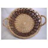 Mixed Set of 9 Wine and Champagne Glasses with Wicker Basket