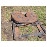 Heavy-Duty Fifth Wheel Coupling Device 39x53