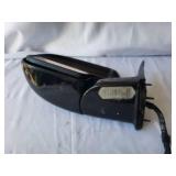 Set of 2 Black Electric Side Mirrors off 2003 Chevy 2500 and Other Accessories