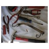 Mixed Set of Hand Tools with Tool Bag - Pliers, Tape Measure, Level, Hammer, Screwdrivers and More
