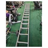28 Ft Long Aluminum Adjustable Ladder ( Used)