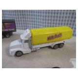 (G-1) Assorted Vintage Hot Wheels V...