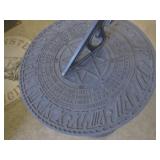 (EC1) Garden/Yard/Patio Sundial Dec...