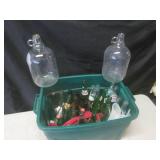 (G-1) Assortment of Vintage Glass S...