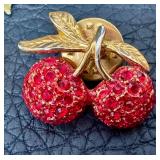 Assorted Vintage Brooches / Pins