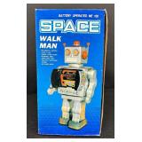 Vintage Space Walk Man ME 100 Robot