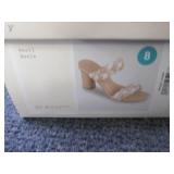 Case of 6 pr A New Day Basil Heels ...