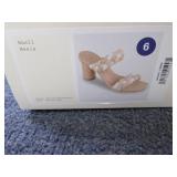 Case of 6 pr A New Day Basil Heels ...