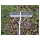 Aluminum roof rake...