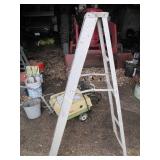 5ft aluminum ladder (unknown brand)...