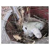 Decorative garden wishing well...