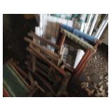 Vintage metal framed lawn chairs an...