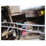 Vintage Wood extension ladder...