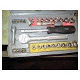 (2) 1/4in drive socket/nut driver s...