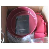 Pots, pans, metal strainer, bakewar...