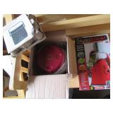 Rice cooker and Nutri-slicer both n...