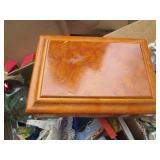 Denim Days figurines, wooden jewelr...