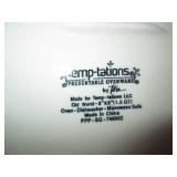 New in Box 3pc casserole set with w...