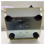 Hamilton Bell Vanguard V6500 Lab Centrifuge – Spins Blood & Other Samples Fast for Easy Separation – Comes w/ Timer, 6 Shields, 6-Place Rotor– Quiet, Reliable, & Easy to Use – WORKING 