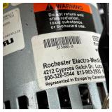 MSRP $1000 Gast 1531-107B-G288X Oil-Less Rotary Vane Air Pump w/ Footswitch, Compact & Quiet w/ Pulse-Free Airflow, Delivers Clean, Consistent Air, Great for Medical, Dental, or Lab Settings – R