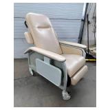 MSRP $2000 Lumex 577RG-KIT Clinical Care 4-Position Mobile Treatment Recliner – Offers Adjustable Backrest, Pop-Up Side Tables & Ultra-Comfortable Upholstery – Designed for Maximum Patient Comfort