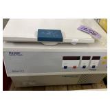 Heraeus 75003562 Biofuge 22R Refrigerated Centrifuge  – Cools And Spins Samples For Precise Results – Good Working Condition! Missing side panel - guaranteed to work!